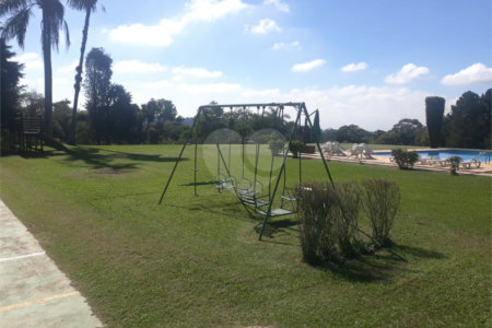 Chácara à venda com 3 quartos, sendo 2 suítes,  em Vila Darcy Penteado (mailasqui), São Roque, SP