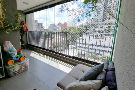 Apartamento à venda com 2 quartos, sendo 1 suíte, em Pinheiros, São Paulo, SP