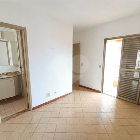 Apartamento à venda com 3 quartos, sendo 1 suíte, no Centro, Ribeirão Preto, SP