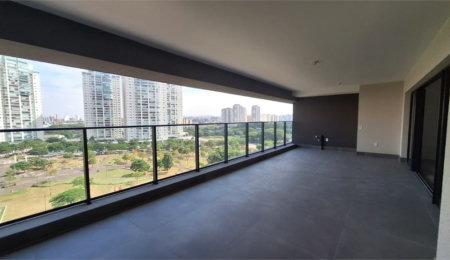 Apartamento à venda com 4 quartos, sendo 2 suítes,  em Água Branca, São Paulo, SP