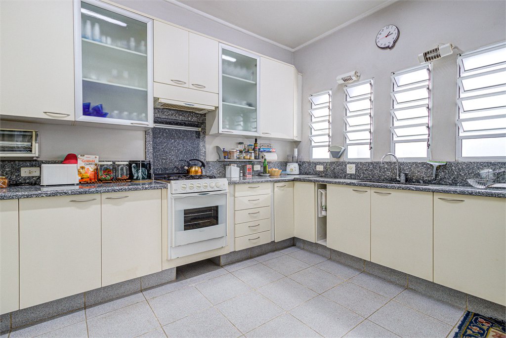 Casa de Vila à venda com 3 quartos, sendo 1 suíte,  em Granja Julieta, São Paulo, SP