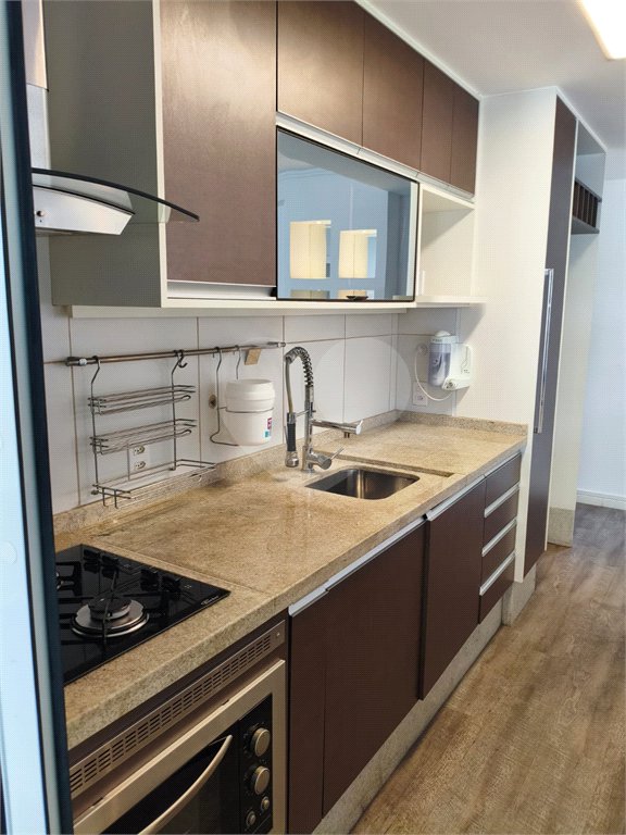 Apartamento à venda com 2 quartos, sendo 1 suíte,  em Vila Andrade, São Paulo, SP