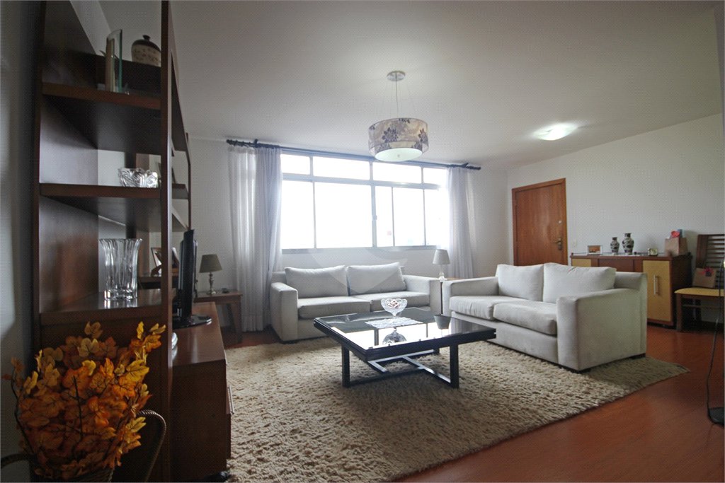 Apartamento à venda com 3 quartos, sendo 1 suíte,  em Alto da Lapa, São Paulo, SP
