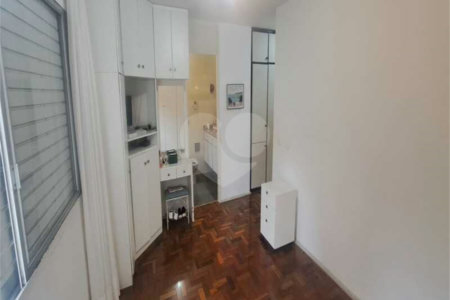 Apartamento à venda com 3 quartos, sendo 1 suíte, em Pinheiros, São Paulo, SP