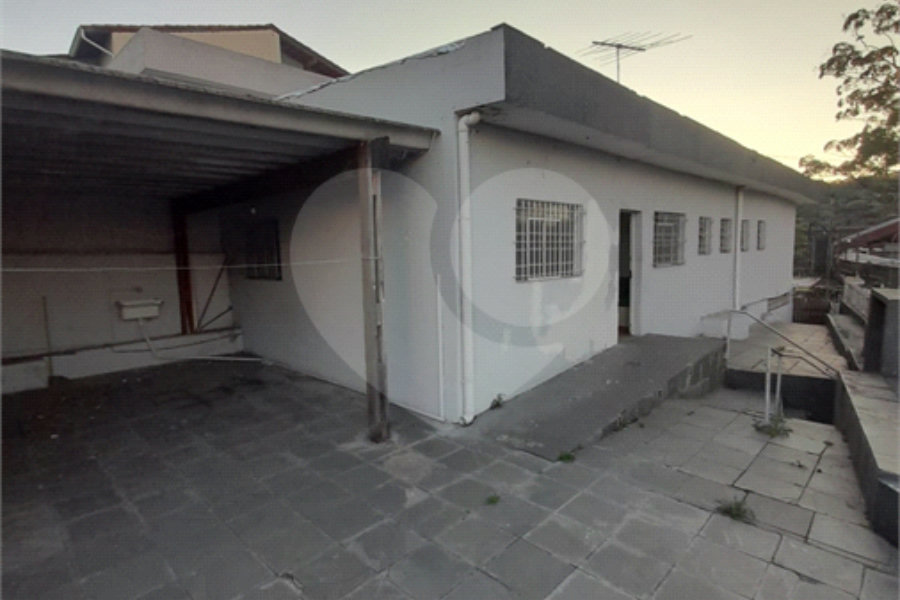 Casa Térrea para alugar com 5 quartos em Campo Limpo, São Paulo, SP