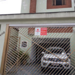 Casa à venda com 3 quartos, sendo 1 suíte, em Vila Nivi, São Paulo, SP