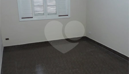 Sobrado à venda com 2 quartos em Horto, São Paulo, SP