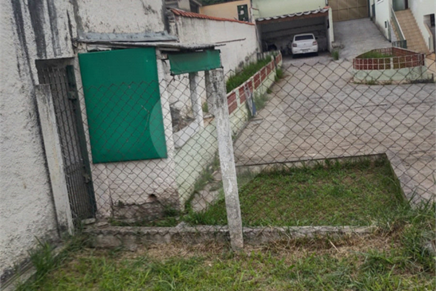 Casa à venda com 3 quartos em Horto, São Paulo, SP