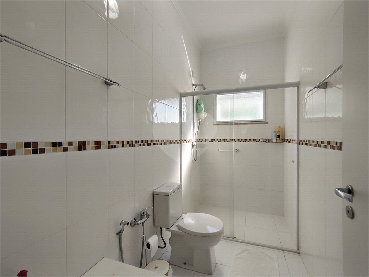 Casa para alugar com 6 quartos, sendo 4 suítes,  no Centro, Itapetininga, SP