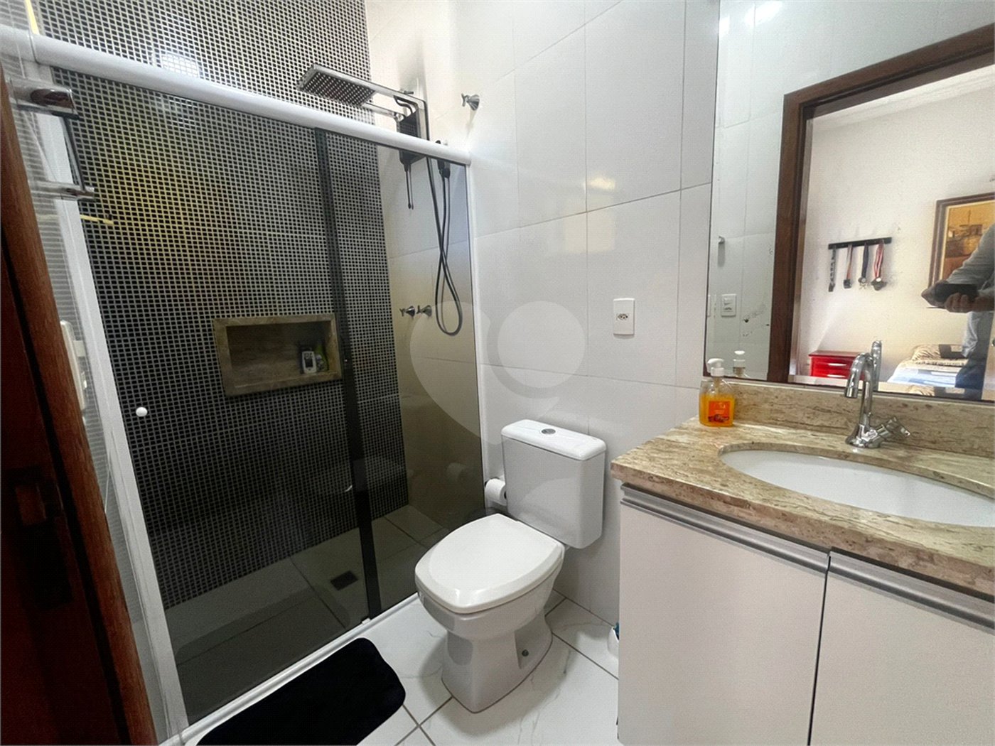Casa à venda com 4 quartos, sendo 2 suítes, em Vila Nastri, Itapetininga, SP