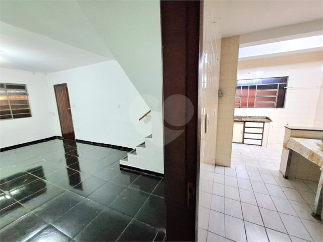 Sobrado à venda com 2 quartos em Vila Nova Cachoeirinha, São Paulo, SP