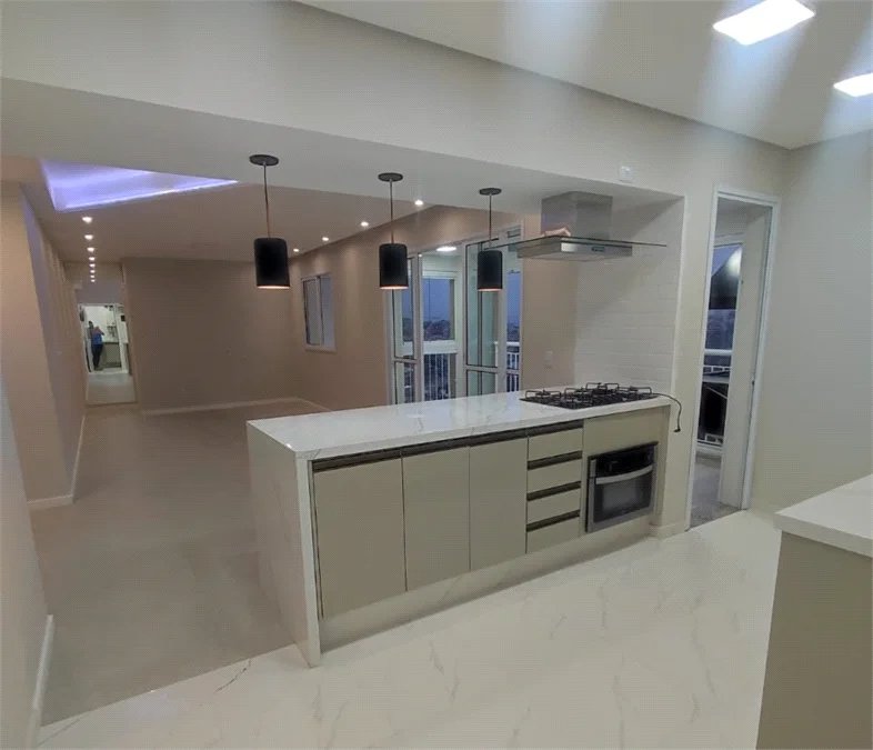 Apartamento à venda com 3 quartos, sendo 2 suítes,  em Jardim Arpoador, São Paulo, SP