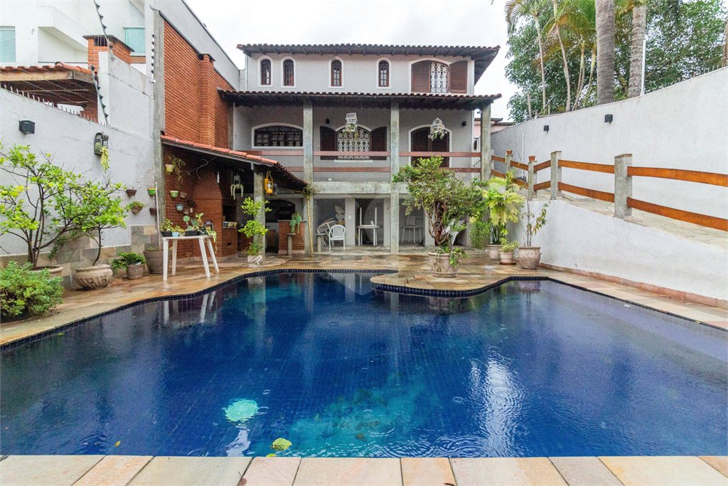 Casa à venda ou para alugar com 5 quartos, sendo 3 suítes, em Imirim, São Paulo, SP