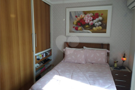 Casa à venda com 3 quartos, sendo 1 suíte, em Parque Vitória, São Paulo, SP