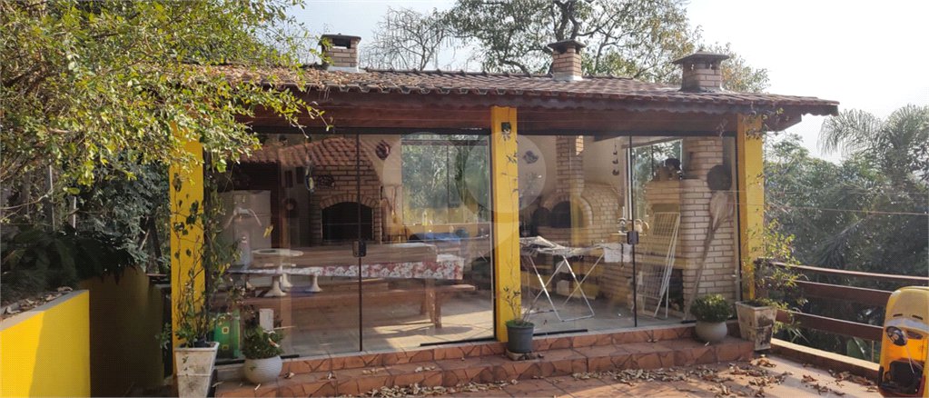 Casa à venda com 4 quartos, sendo 1 suíte, em Serra da Cantareira, Mairiporã, SP