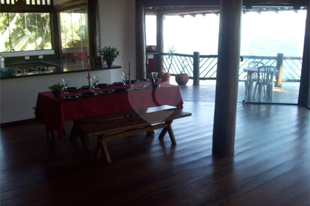 Casa à venda com 4 suítes em Praia Grande (sul da Ilha), Ilhabela, SP