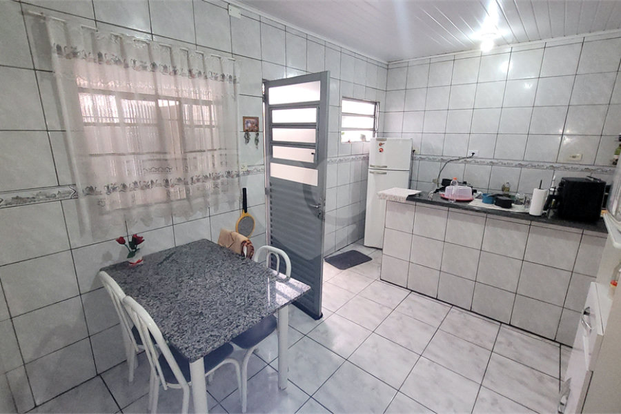 Casa à venda com 4 quartos, sendo 1 suíte, em Vila Maria, São Paulo, SP