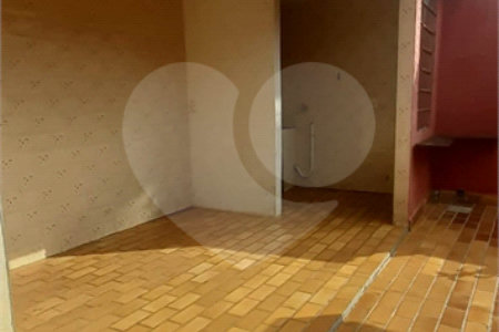 Casa à venda com 3 quartos, sendo 1 suíte, em Vila Gustavo, São Paulo, SP