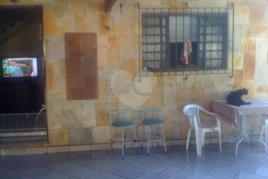 Sobrado à venda com 4 quartos, sendo 1 suíte, em Jardim Peri, São Paulo, SP