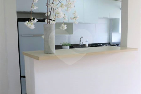 Apartamento à venda com 2 quartos, sendo 1 suíte, em Parque Reboucas, São Paulo, SP