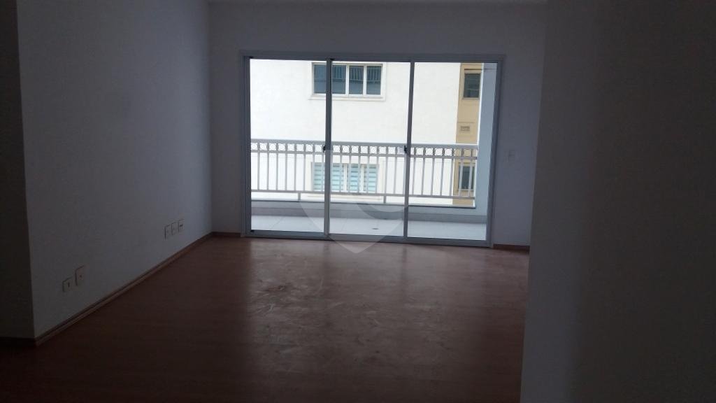 Apartamento à venda com 3 quartos, sendo 1 suíte, em Jardim São Paulo(zona Norte), São Paulo, SP