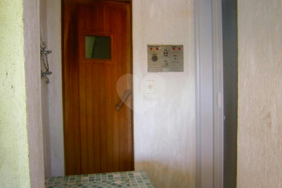 Casa à venda com 4 quartos, sendo 1 suíte, em Horto, São Paulo, SP