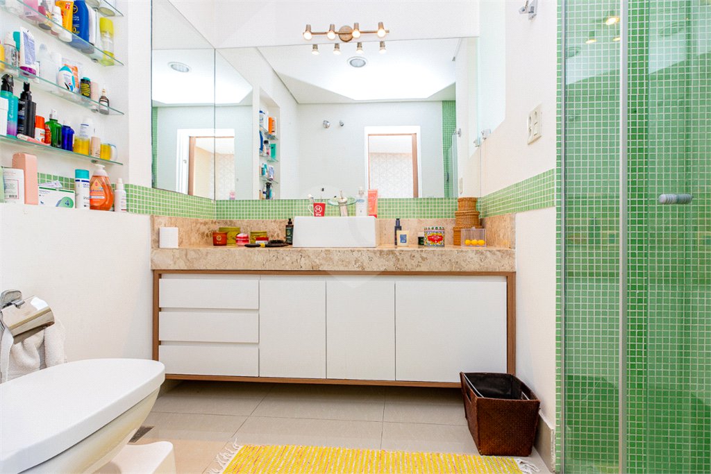 Apartamento à venda com 3 quartos, sendo 1 suíte,  em Brooklin Paulista, São Paulo, SP