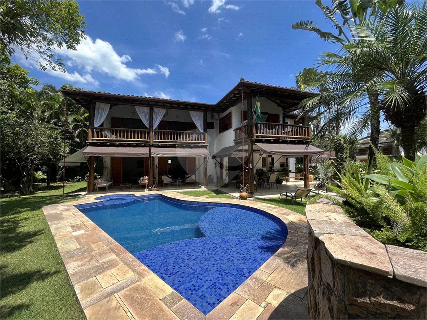 Casa à venda com 4 suítes em Costa do Sol, Bertioga, SP