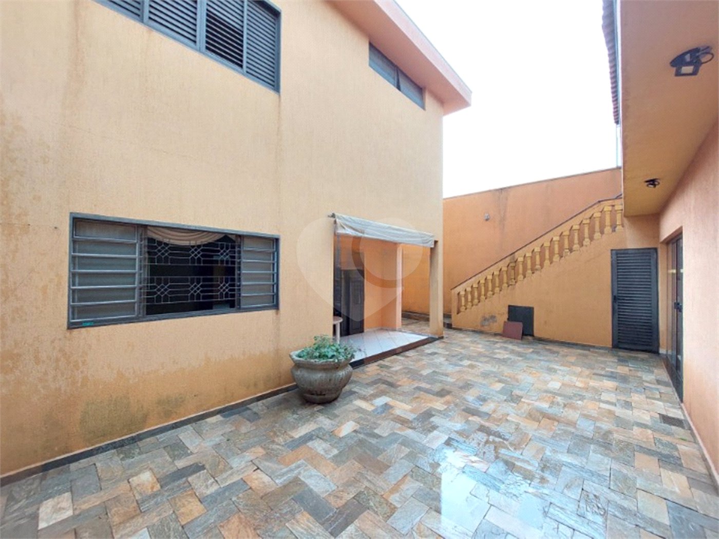 Casa para venda ou locação no Jardim Ipanema