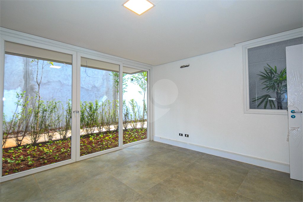 Casa à venda com 4 suítes no condomínio Premiere, São Paulo - SP