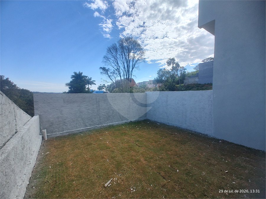 Casa à venda com 2 quartos, sendo 1 suíte, em Jardim Santo Antônio, Atibaia, SP