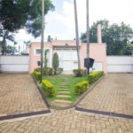 Casa à venda com 4 quartos, sendo 3 suítes, no condomínio Residencial Sans Souci, São Paulo - SP