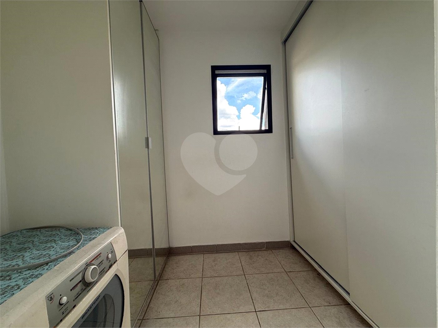 Apartamento à venda com 3 quartos, sendo 1 suíte, em Vila Paulicéia, São Paulo, SP