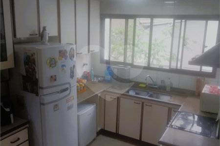 Apartamento à venda com 3 quartos, sendo 1 suíte, em Real Parque, São Paulo, SP