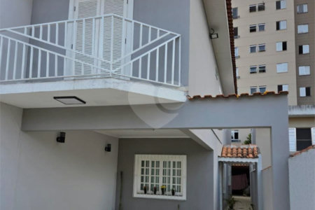 Sobrado à venda com 3 quartos, sendo 1 suíte, em Campo Grande, São Paulo, SP