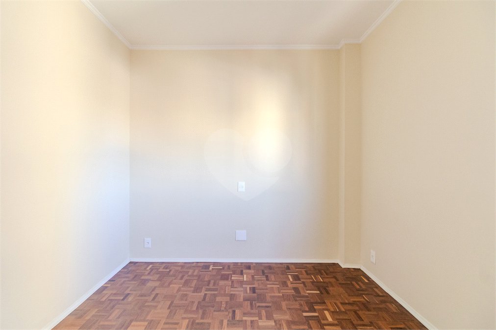 Apartamento para alugar com 3 quartos, sendo 1 suíte, em Vila Hamburguesa, São Paulo, SP
