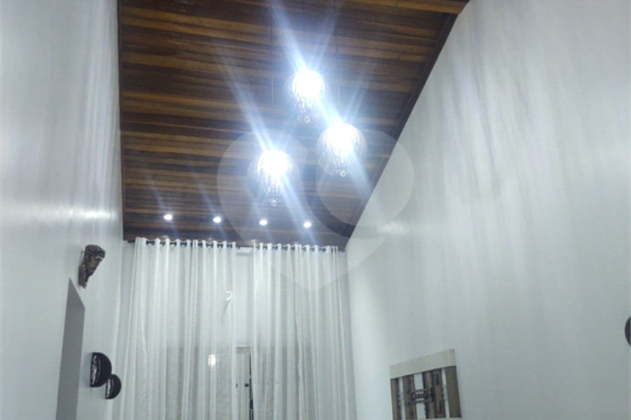 Sobrado à venda com 3 quartos, sendo 1 suíte, em Vila Guilherme, São Paulo, SP
