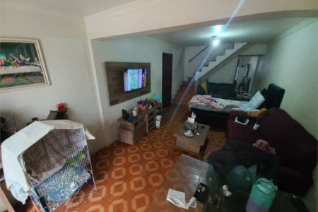 Sobrado à venda com 3 quartos, sendo 1 suíte,  em Jardim Helga, São Paulo, SP