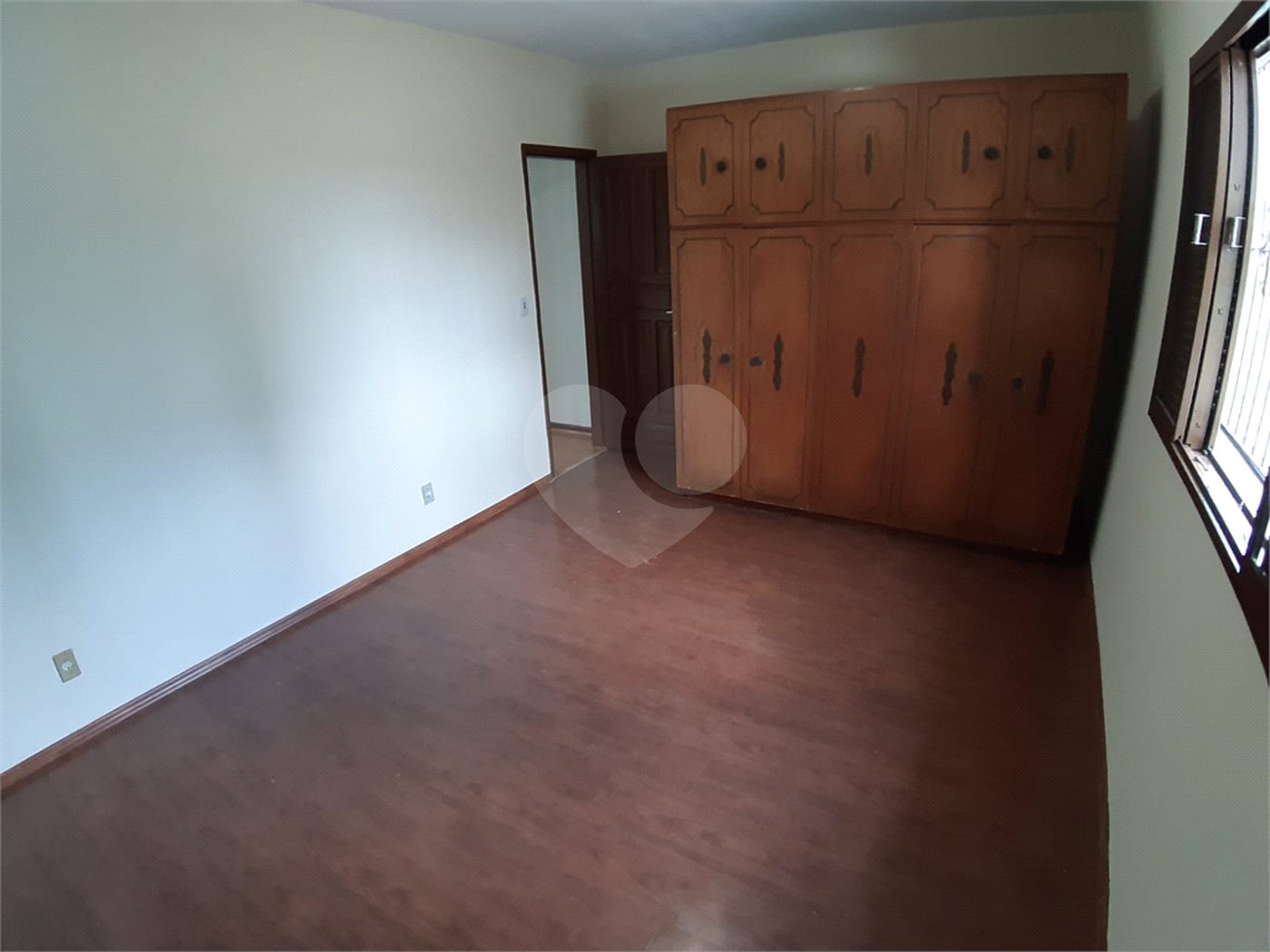 Casa à venda com 3 quartos, sendo 1 suíte,  em Vila Gomes, São Paulo, SP