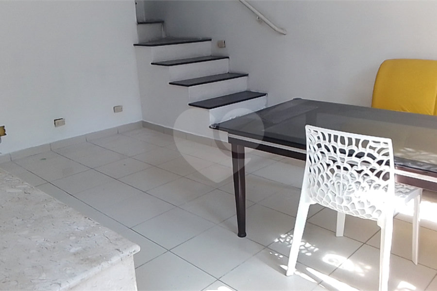 Sobrado à venda com 3 quartos em Jaraguá, São Paulo, SP