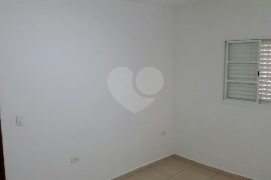 Sobrado à venda com 4 quartos em Vila Guilherme, São Paulo, SP