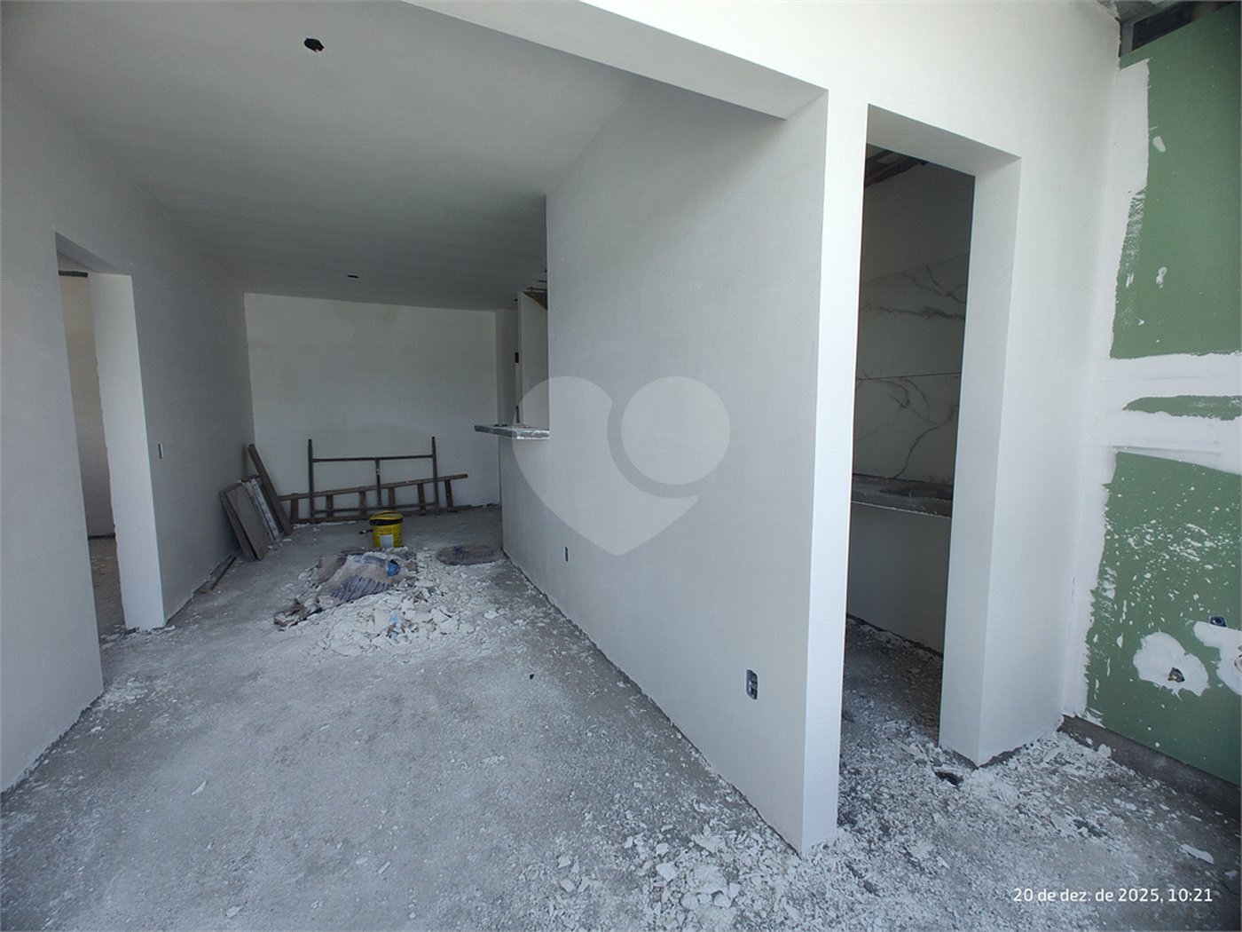 Casa à venda com 2 quartos no condomínio Residencial Sonhar Bella, Atibaia - SP