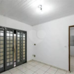Casa à venda com 4 quartos, sendo 2 suítes, em Jardim Coimbra, São Paulo, SP