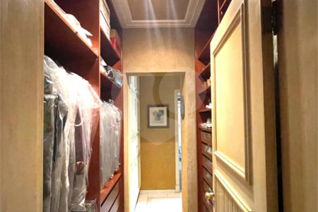 Apartamento à venda ou para alugar com 4 quartos, sendo 3 suítes, em Jardim Vitória Régia, São Paulo, SP