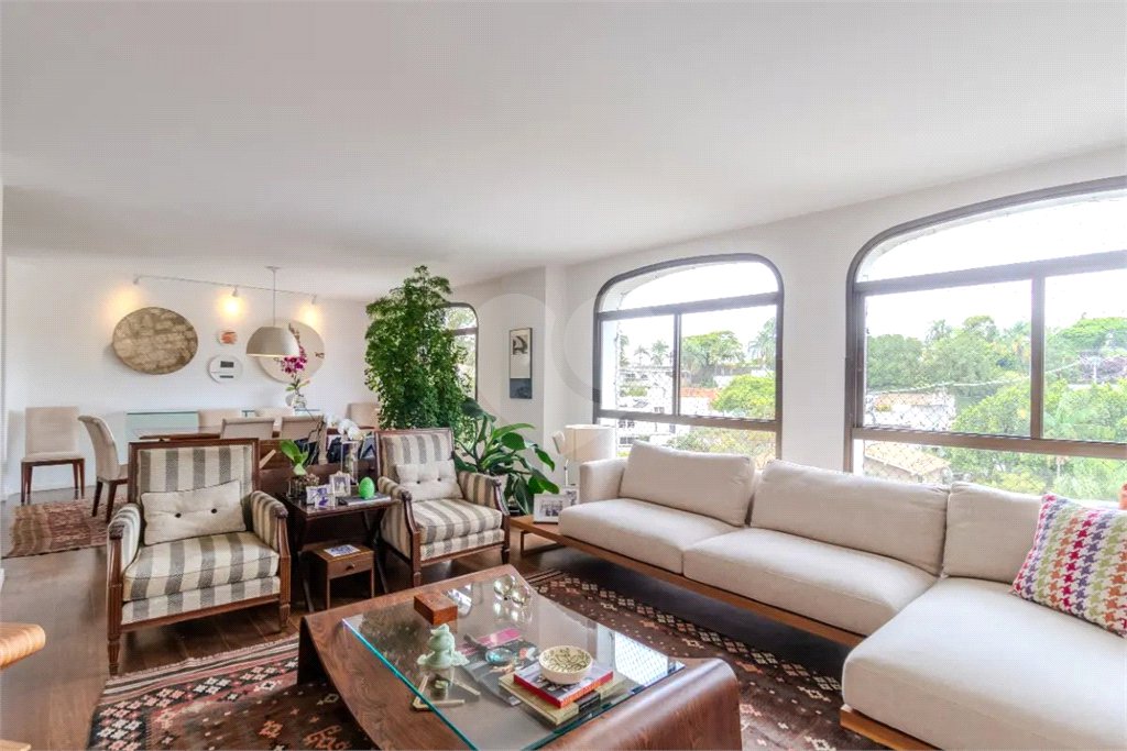 Apartamento à venda com 3 suítes em Vila Morumbi, São Paulo, SP