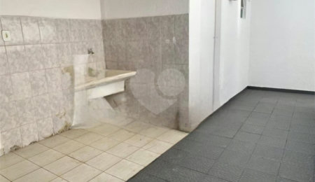 Casa à venda com 2 quartos, sendo 1 suíte,  em Jardim Pitangueiras I, Jundiaí, SP