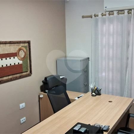 Sobrado à venda com 4 quartos, sendo 2 suítes, em Jardim Quisisana, Poços de Caldas, MG