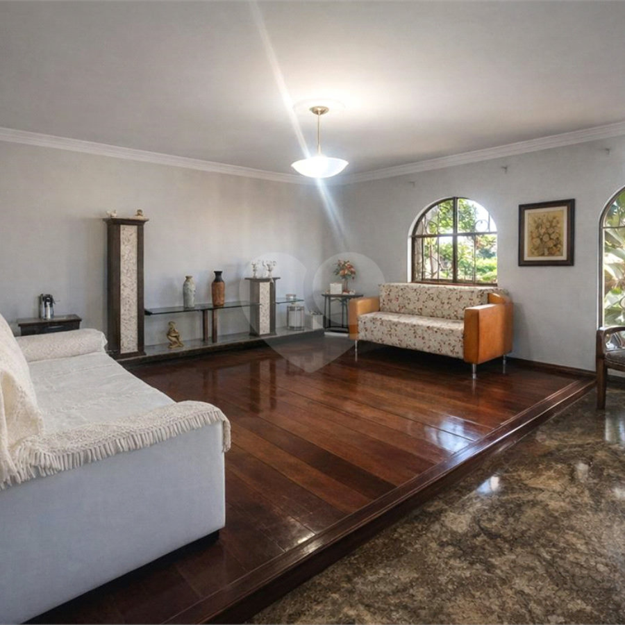 Casa para alugar com 3 quartos, sendo 1 suíte, em Jardim Sorocabano, Sorocaba, SP