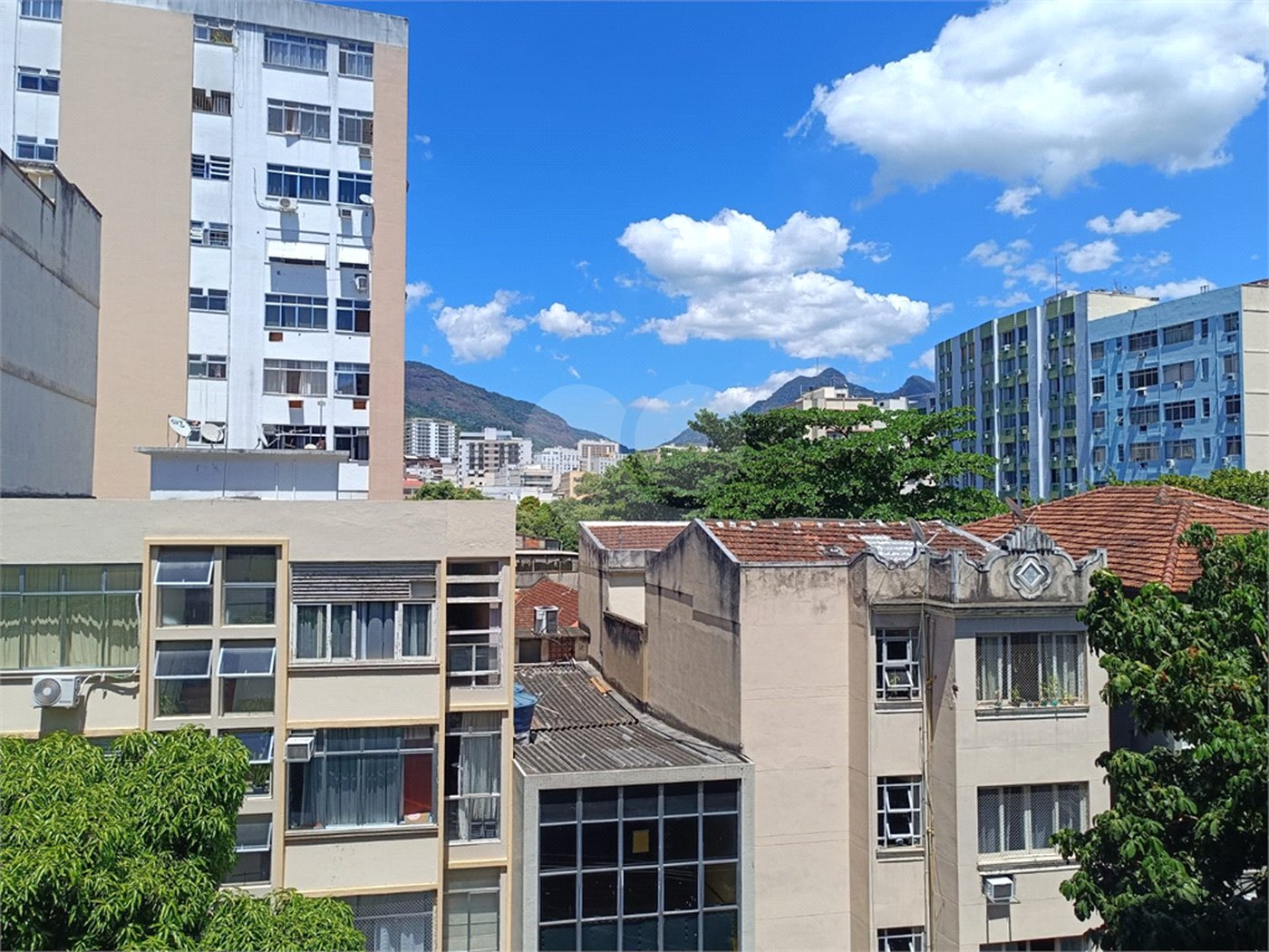 Apartamento à venda com 3 quartos, sendo 1 suíte, em Tijuca, Rio de Janeiro, RJ