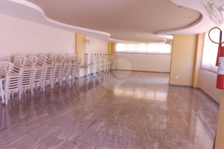 Apartamento à venda com 3 quartos, sendo 1 suíte, no Centro, Araraquara, SP